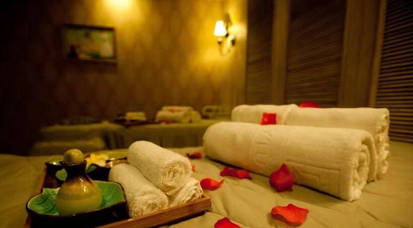 广州番禺区高端水疗spa会馆就这样带着清风月静抚慰了光阴悲喜